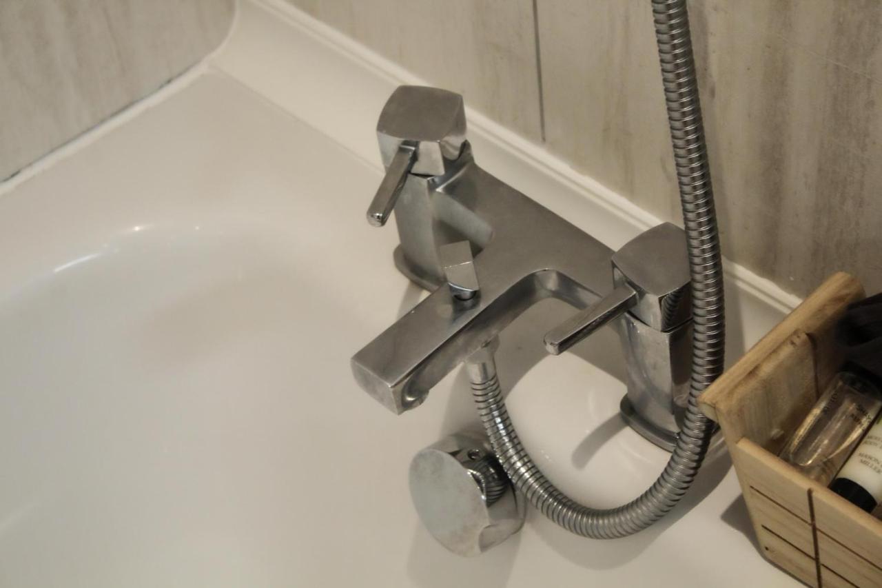 לנרק Deluxe Apartment מראה חיצוני תמונה